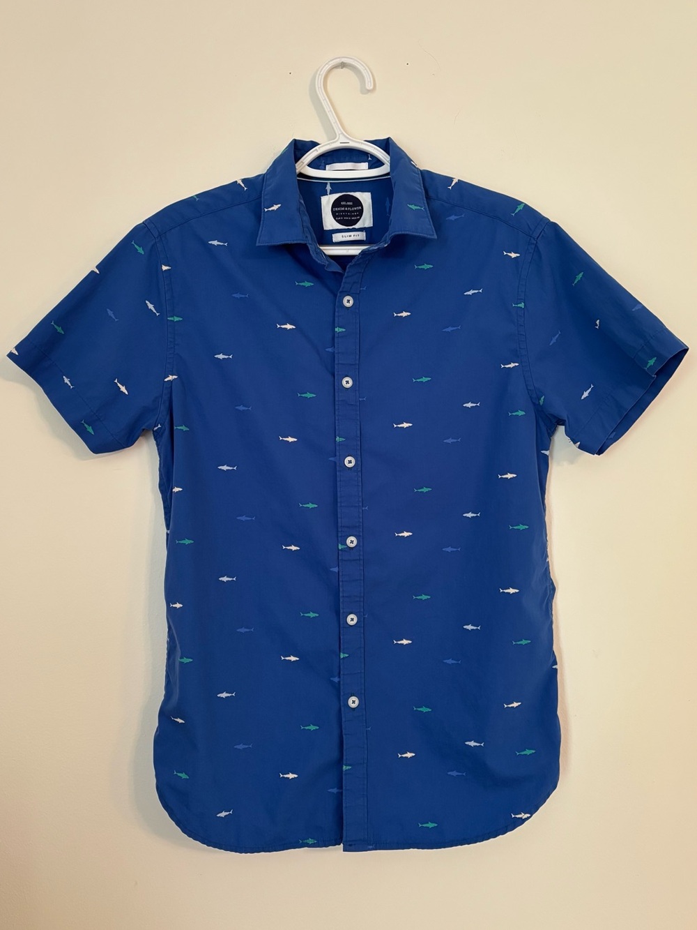 Blue Shark Print Short Sleeve Men's Collared Button Up Shirt